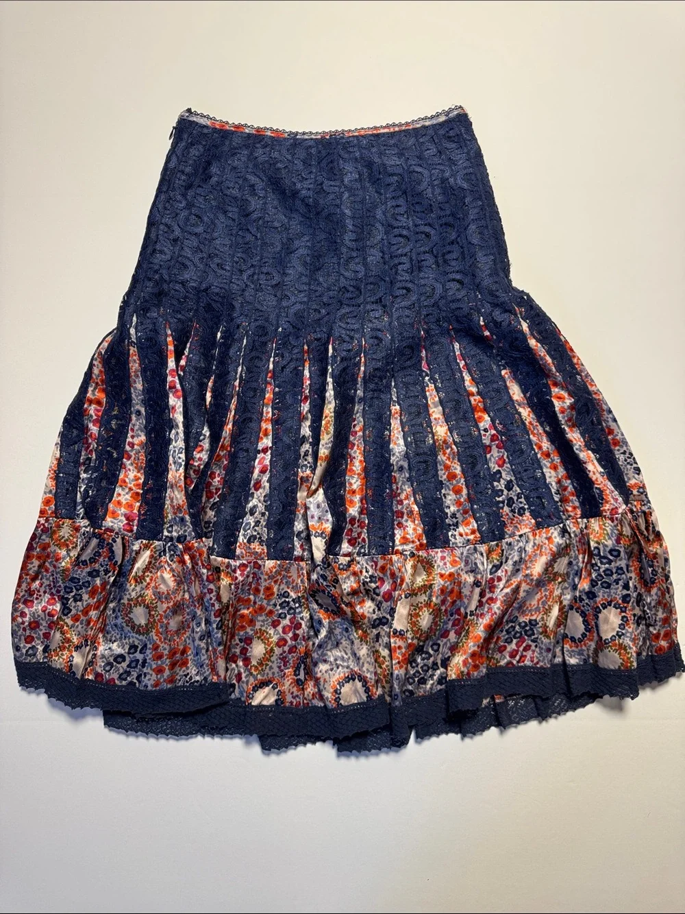 FREE PEOPLE 100% Silk Navy Blue Lace Floral Tiered Pleated Midi Skirt BOHO 2 - Picture 10 of 11